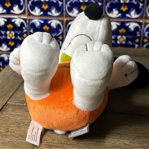Halloween pumpkin Snoopy Plush Toy by hallmark used - Picture 14 of 16